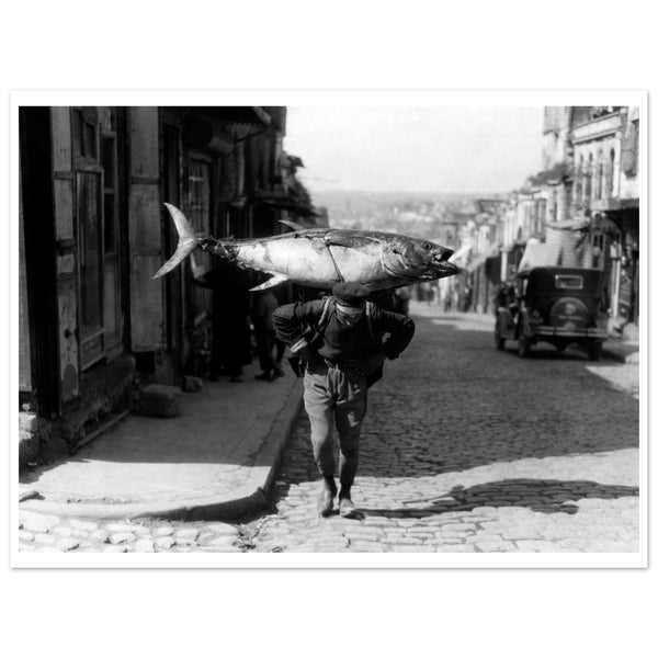 3865680 A Turkish Fisherman Returns With His Booty, 1920